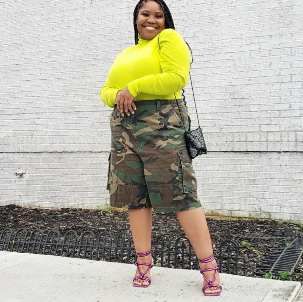 Camo Cargo Women Shorts